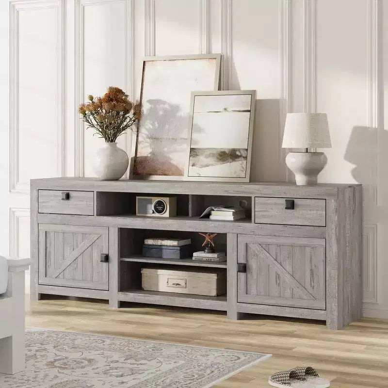 Meuble TV de ferme blanc antique / gris grain de bois, 70", pour téléviseur jusqu'à 80", 4 tiroirs et 3 étagères ouvertes, pour 1