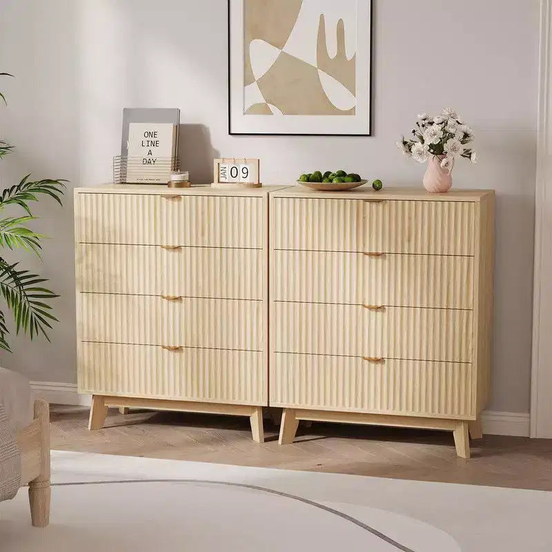 Commode 4 tiroirs en chêne naturel, panneau cannelé, style mid-century, assemblage 1 personne