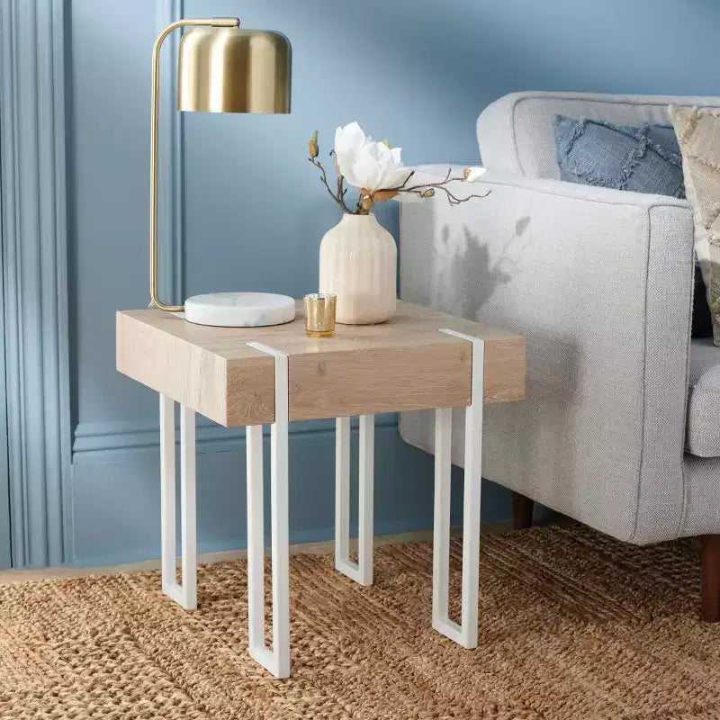 Table d'appoint carrée – Plateau en placage brun / Cadre en fer blanc, 1 pièce
